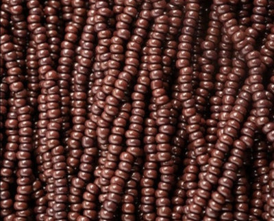 15/0 Op Dk Brown (1/2hk)disc