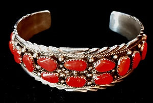 18 Stone Coral Cuff