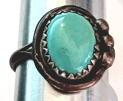 5.5-SS Vintage Oval Turquoise Ring