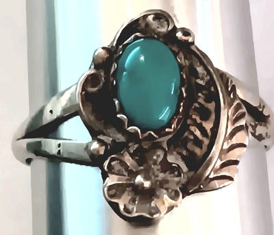 8.5-SS Vintage Oval Turquoise Flower Ring