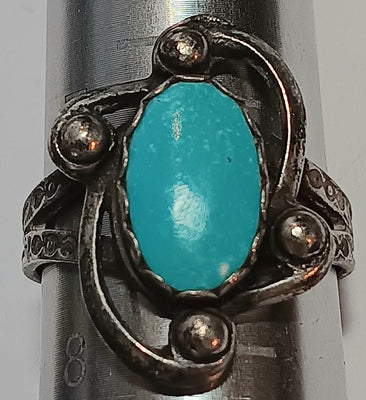 7.5-SS Vintage Oval Turquoise Ring