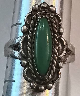 5.5-SS Vitage Turquoise Oval Ring