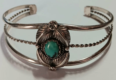 56"mm SS Oval Turquoise Four Leaf Bracelet