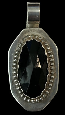 15x28"mm Onyx Pendant